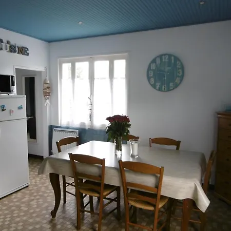 Maison Calme A Noirmoutier - 5 Pers - Animaux - Parking - Fr-1-823-68 Holiday home